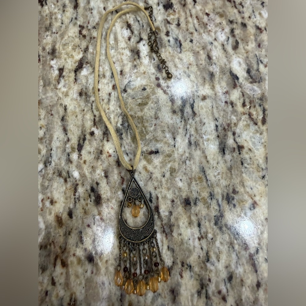 Elegant Gold and Brown Teardrop Pendant Necklace